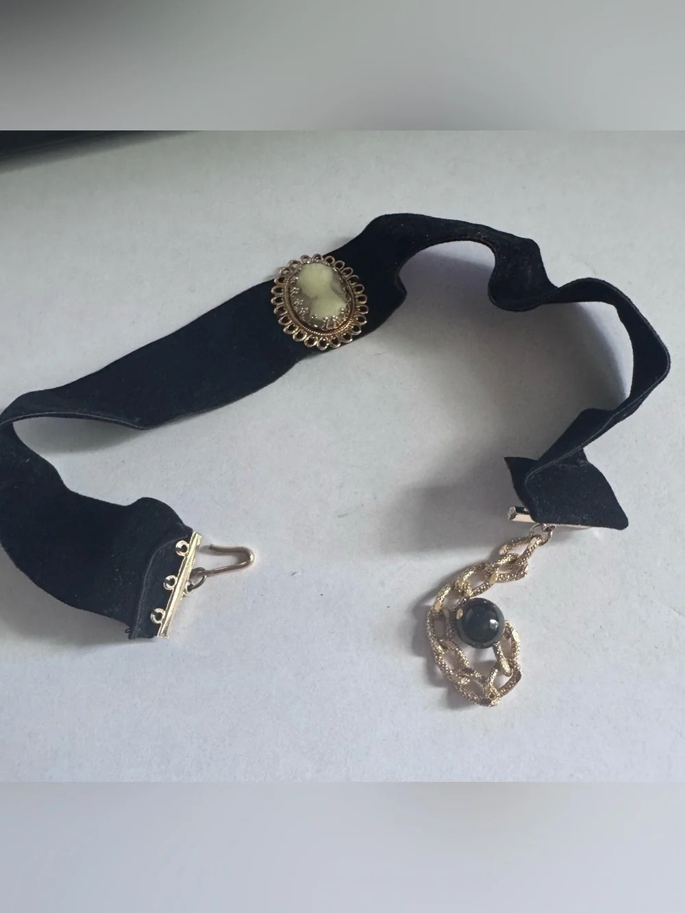 Black Velvet Cameo Choker Necklace - Unbranded